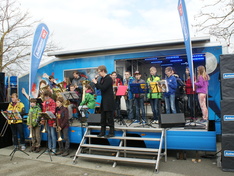 musizierende Kinder auf Antenne MV-Showtruck, Copyright: SWS