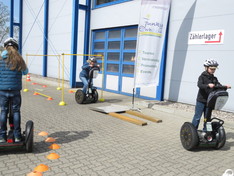 Kinder am Segway fahren, Copyright: SWS